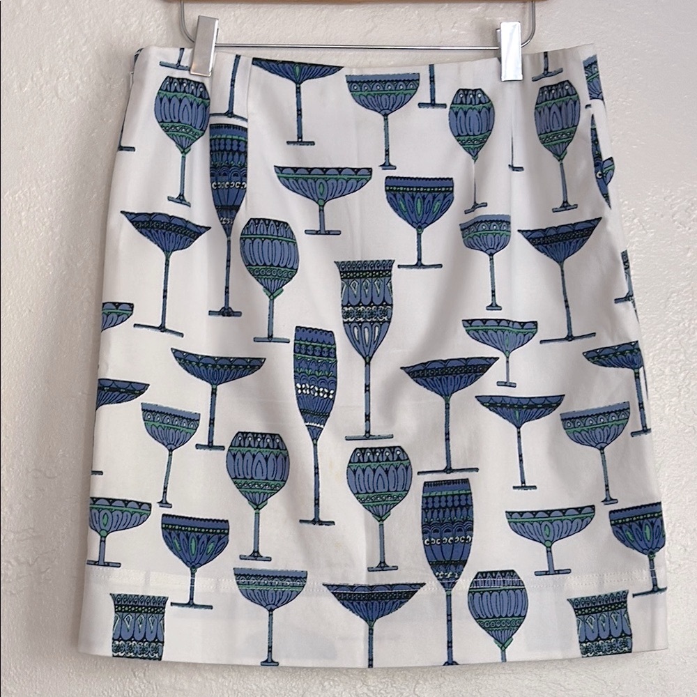 Talbots White and Blue goblet print modest Mini Skirt - Picture 3 of 7